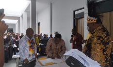 Bupati Didimus Yahuli Resmikan Asrama Mahasiswa: Warisan untuk Generasi Cerdas Yahukimo