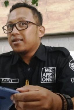 Pentingnya Oposisi Radikal sebagai Pengawas dan Penyeimbang Pemerintahan di Papua