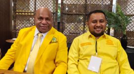 Foto Bersama Ketua DPD Golkar Papua MDF, Ketua Panitia Musyawarah Daerah (Musda) XI Partai Golkar Provinsi Papua, Denny Bonai, menyampaikan apresiasi dan rasa syukur atas terselenggaranya Musda ke-11 di Hotel Suni Abepura 17 oktober 2025 / foto IST
