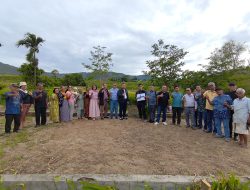 Dipilihnya tanggal 11 November 2025 (11.11.2025) bukan tanpa makna. Tanggal yang dianggap baik ini menjadi saksi dimulainya pembangunan tugu setinggi 22 meter dengan area seluas 640 meter persegi, belum termasuk pembukaan jalan menuju Bypass Balige.
