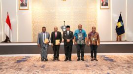 Pejabat yang dilantik yakni Pj. Sekda Papua Lukas Christian Sohilait menggantikan Suzana Wanggai, F. Dani Korwa sebagai Kepala Inspektorat Papua, dan Ahmad Djalali sebagai Kepala Dinas Perpustakaan dan Arsip Daerah Papua.