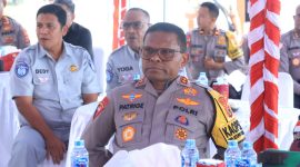 Kapolda Papua, Irjen Pol. Patrige R. Renwarin, S.H., M.Si., mengikuti kegiatan Zoom Meeting Analisa dan Evaluasi (Anev) perkembangan Situasi Keamanan dan Ketertiban Masyarakat (Sitkamtibmas) terkini serta Monitoring Pelayanan Idul Fitri 1447 H, Selasa (24/03/2026).