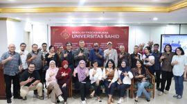 diskusi intelektual bertajuk “Apakah Kita Menuju Perang Besar Dunia?” pada Jumat, 10 April 2026