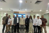 Universitas Negeri Jakarta (UNJ) bersama Billy Mambrasar memperkuat kolaborasi dalam pengembangan pendidikan dan sumber daya manusia (SDM) Papua melalui pertemuan yang berlangsung di Jakarta, Senin (8/6/2026).